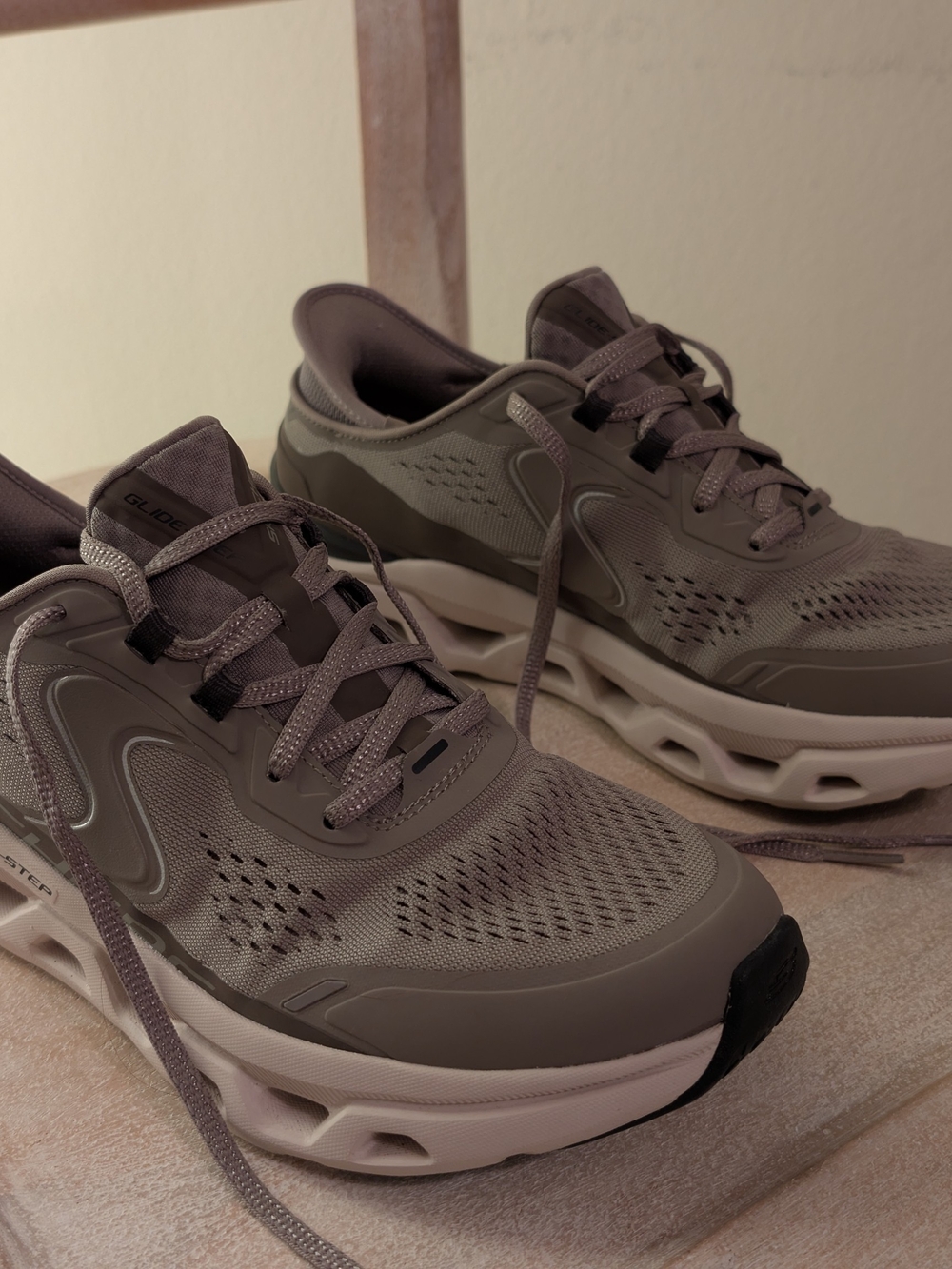 Skechers Slip-ins Glide-Step Altus Size 8.5